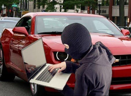特斯拉拟招募30名黑客 防止电动车系统被攻破