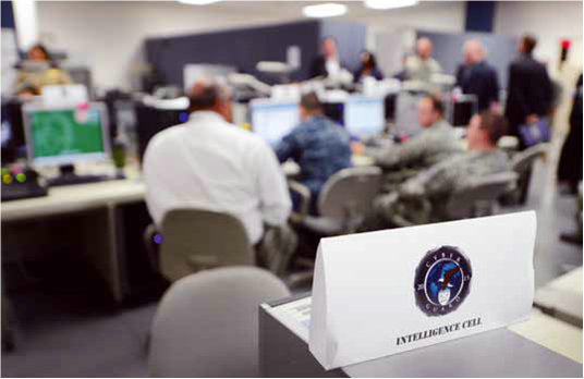 图为“网络卫士-2015”是美国国防部发起的一个为期两周的军民联合网络攻击和响应演习。