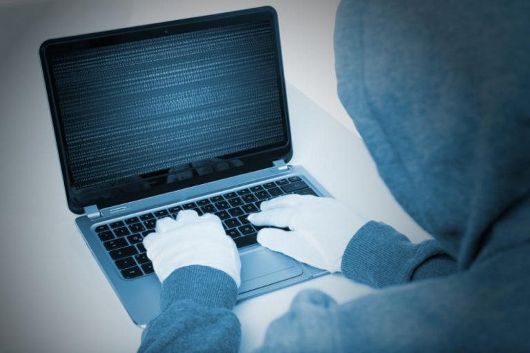 5White-hat-hackers-probe-US-Air-Force-systems