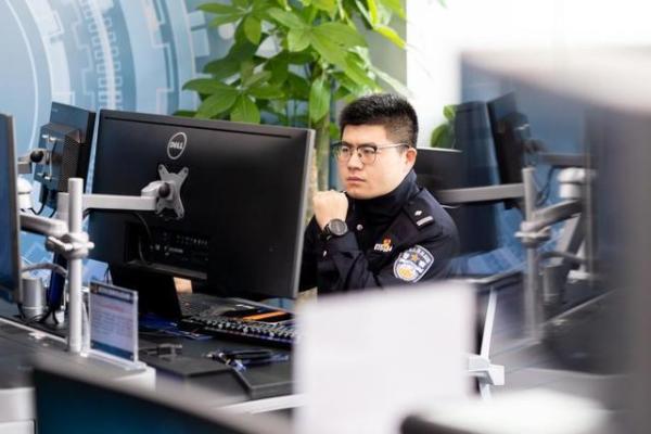 网购平台遭受黑客入侵损失73万，武汉警方千里缉拿