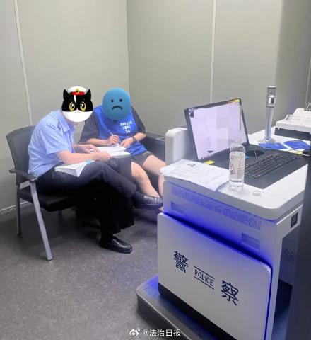 团伙用非法手段抢网约车订单被抓
