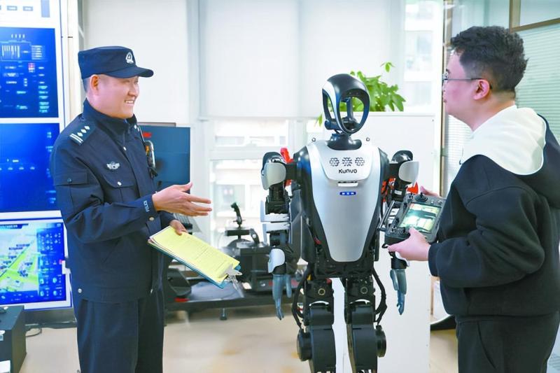 每两个月,他们都会上门为企业进行网络安全“体检” 每两个月,他们都会上门为企业进行网络安全“体检”